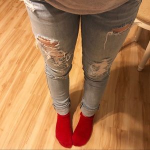 American Eagle ripped skinny jeans